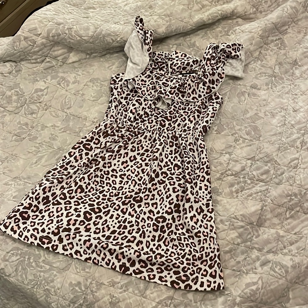 Girls cheetah print dress in size 4T